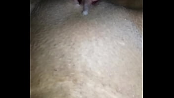 Preview 1 of Www Xxx Chani - FUDENDO O CUZINHO COM A BUCETA MELADA DE LEITE