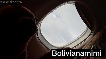 Preview 4 of Koeran Sex - safadinha abaxando minha calca e me masturbando no aviao quer ver o video completo bolivianamimi