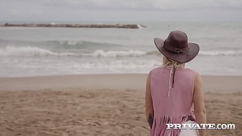 Preview 1 of Hand Job Girls - Could you fuck a model like th