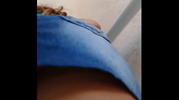 Preview 3 of Brother Sister Porn Hd Sleep - Flagra de calcinha na escada