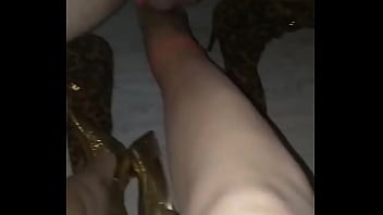Preview 3 of Escort Birthday - Ballbusting patada fuerte puta rica