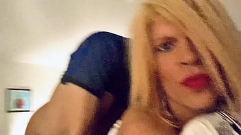 Preview 4 of Sian Homemade - ArabXXL fucked French Tranny