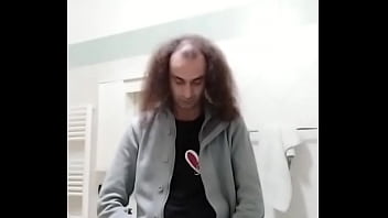 Preview 2 of Xxx 2018 Videos - Ormai io sono un dittatore , sono la persona pi&ugrave_ potente del mondo .E la mia bellezza non ha eguali .E la mia sicurezza &egrave_ garantita al 100%