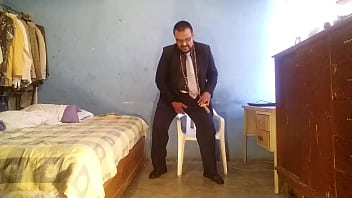 Preview 1 of Eva Pov Titjob - El Sacerdote Cat&oacute_lico necesita tus confesiones perversas