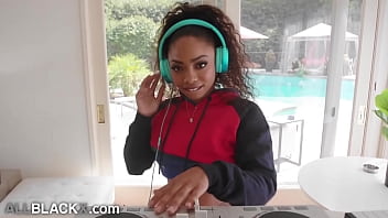 Preview 1 of Via Gonzales Viral In Car - AllBlackX - Flexible Cali Caliente Does Splits On BBC