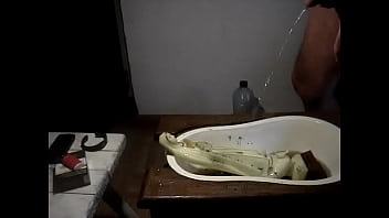 Preview 2 of Sunny Leon Sexy Video Download - BLASPHEMIC PISSING