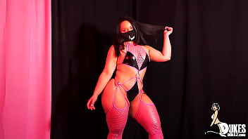 Preview 1 of X X X Ww Sex Video - Thick Latina Booty twerks on 3 Dukes Dollz
