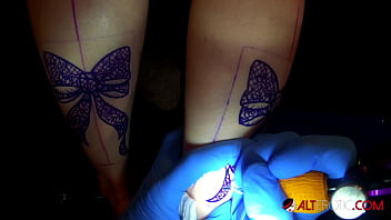 Preview 2 of Pong Xxxx Six Faisalkhanxxx - Katie Monroe gets tattooed and double dicked down