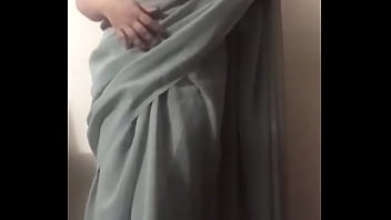 Preview 1 of Mom Sex Young Boys - desi young slut wife in sharee