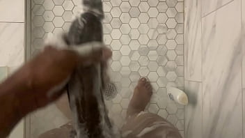 Preview 1 of Seachgay Blowjoub - Bbc stepdad jacking off in the shower and then cute stepdaughter walks in