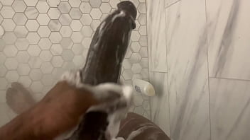 Preview 4 of Seachgay Blowjoub - Bbc stepdad jacking off in the shower and then cute stepdaughter walks in