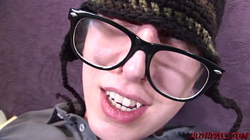 Preview 1 of Fat Gurop - Moms like Cindy love to Suck Cock and get Fucked by Nerds