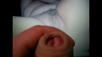 Preview 1 of Sunny Leone Pests Her Muff - booblover72
