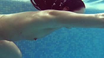 Preview 4 of Sexy Bp Girl - Kittina Ivory acts in underwater erotics