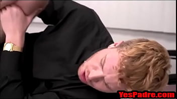 Preview 4 of Byl Li Titanik - Catholic Father Joel barebacks that priests ass-YesPadre.com