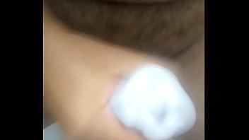 Preview 3 of Geile Gummihose - Usando meu egg masturbador COMPRADO NA LOJA segredodapaixaosexshoP