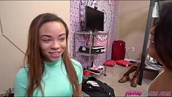 Preview 1 of Faster Fuck Mom Dard - And now I want you to lick her pussy,  stepsis
