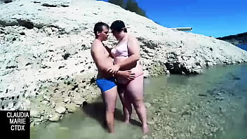 Preview 1 of Tiffany Mynx Bailey - Follada en el lago a plena luz del d&iacute_a