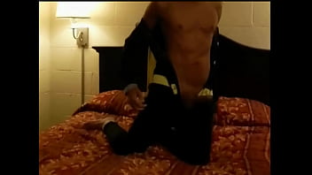 Preview 3 of Xxxxsex17 - Batman strip tease