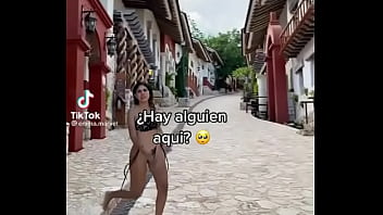 Preview 2 of Toe Sucking In Leg Cast - Culo rico