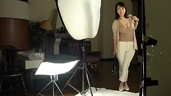 Preview 1 of Envie Gourmande Pour Eva 40ans - 初撮り五十路妻ドキュメント　結城薫