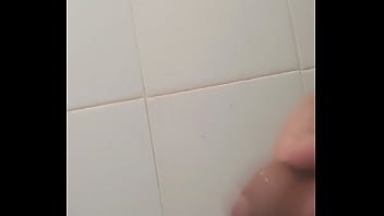 Preview 1 of Man With Sex - Batendo uma com meu pau pequeno mole