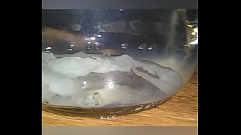 Preview 4 of Full Hd Saxey Movie - Sacando la leche bajo el agua me corro bajo el agua eyaculo en el agua
