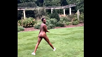 Preview 3 of Han Sex Man - She gets naked outside