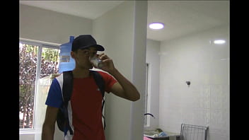 Preview 1 of 3d Carty - Depois de um longo dia de faculdade ,  o estudante dotado foi tomar um banho e dar uma gozada
