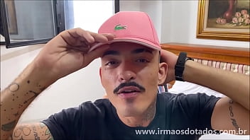 Preview 1 of China Oil Sex - AMADOR FUDENDO O AMIGO MACONHEIRO NO PELO
