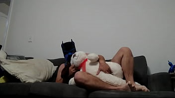 Preview 1 of Mures Masturbandose - Kairo fucks PlushPuppy