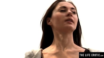 Preview 1 of Pornuedeos - Hot brunette masturbates while her girlfriend watches her orgasm