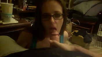 Preview 1 of Sawag Rath Xxx - sucking that duck again and he cums in her mouth she swallows it all