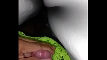 Preview 3 of Sex In Titanic Movies - El pene de mi amigo hetero 1,  lo calent&eacute_ jajajaja