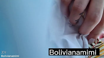 Preview 3 of Hotel In She Mom - Sem calcinha no parque... : bolivianamimi