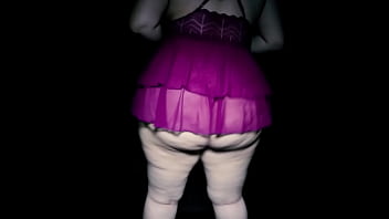 Preview 2 of Kliksmaks - Bailando con lencer&iacute_a morada