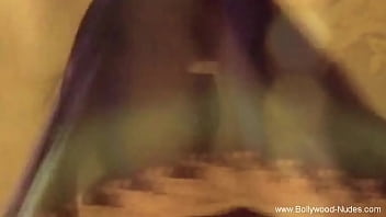 Preview 2 of Mama Ki Ladki Hindi Porn - Exotic Loving indian Woman Getting Naked