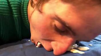 Preview 2 of Can Yasemin - Spa&szlig_ mit Sperma und lecken