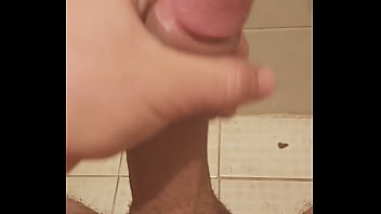 Preview 2 of Xxn Vidio Com - Me sigo masturbando aun despu&eacute_s de venirme
