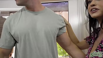 Preview 1 of Bokeb Fietnam - Stepbrother wakes up with his stepsister sucking his dick