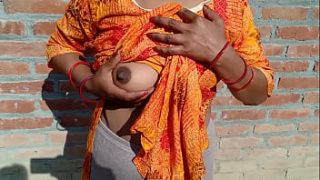 Preview 4 of Japan Hot Sex Big Tits - पड़ोस की लडकी को दीवार के पीछे खड़े खड़े चोद दिया