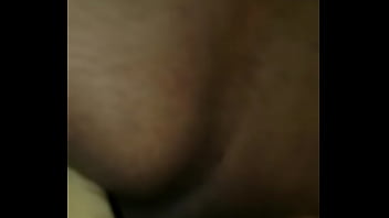 Preview 3 of Bhai Bon Chuda Chudi Indian - Le gusta su juguetito