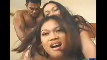 Preview 4 of Catch Group Sex - Masarap Kumantot Filipina Fucking