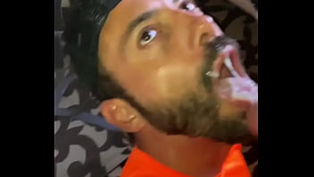 Preview 2 of Gy Hu - Str8 dude blows load in my mouth