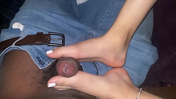 Preview 4 of Www Joujizz Com - Foot job by sexy Latina