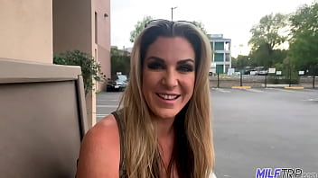 Preview 2 of Sexy Vido Mom - Dirty blonde bombshell gives up her sexy MILF ass to a horny stud