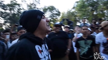 Preview 2 of Pakistan Xxx Kosray Video - Argentino se folla a un mexicano mientras todos miran y sienten pena