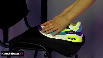 Preview 3 of Babies In Bikini - ASMR - THE GIRL VERY LOVES HER NIKE