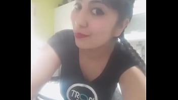 Preview 1 of Intip Mak Cik Dalam Tandas - Puta de Argentina