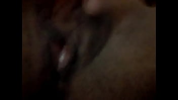 Preview 3 of Unexpected Sex In To Sister - Moreninha masturbando e gozando